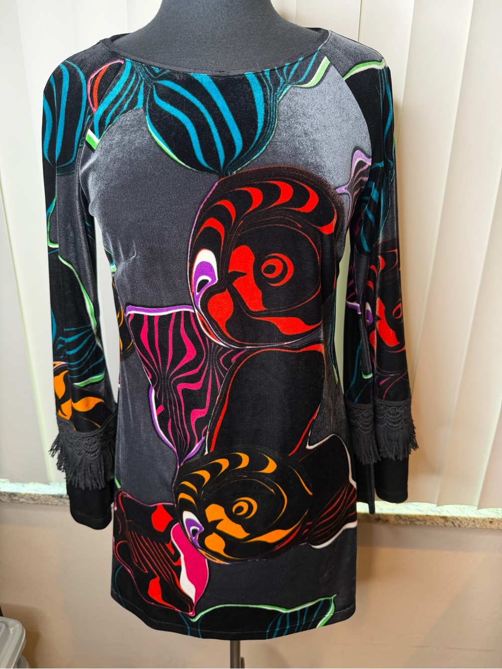 Didier Parakian Long Sleeve Velvet Mini Dress Bell Fringe Sleeve Abstract SZ 8